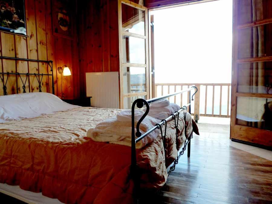 Kyllini Guesthouse room 1